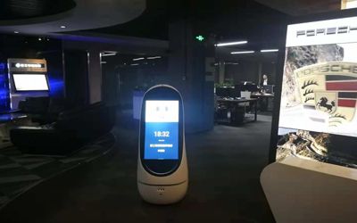 炫之風智能導覽機器人